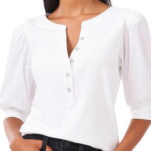 New with tags Riley and Rae puffed white shirt. Small NWT top